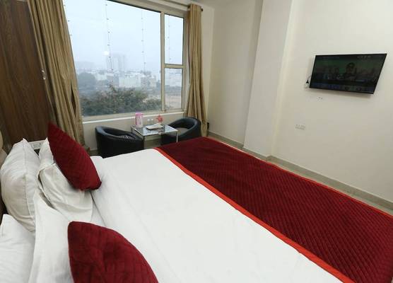 Hotel The Orchid 1
