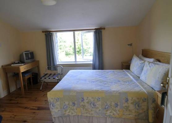 Carrowntober House B & B 1