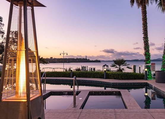 Paihia Beach Resort & Spa Hotel 1