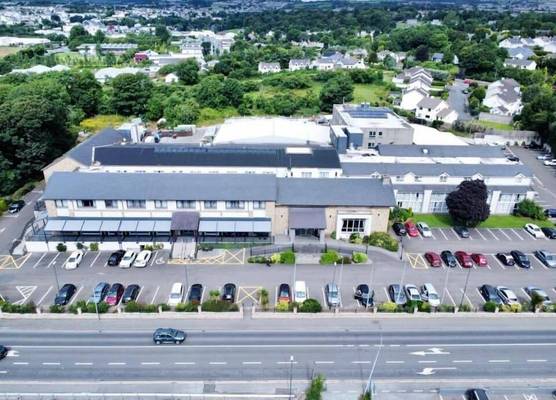 Mount Errigal Hotel, Conference & Leisure Centre 1