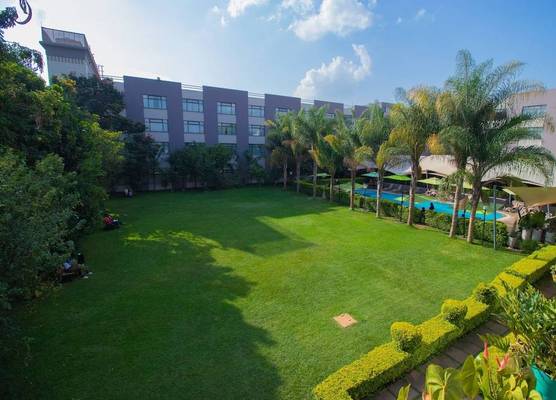 Tamarind Tree Hotel 1