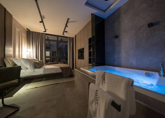 VELVET rooms & more 1