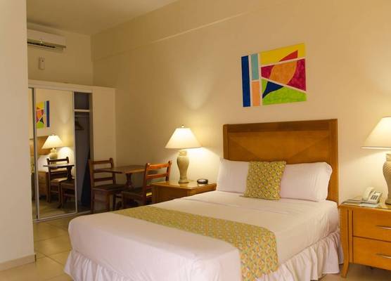 Alicia's Inn 1