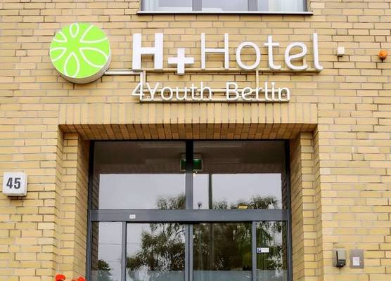 H+ Hotel 4Youth 1