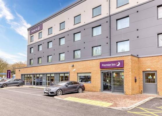 Premier Inn Abingdon - A34 1