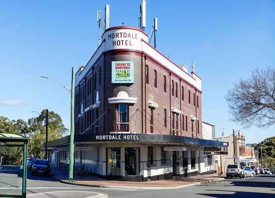 Mortdale Hotel 1