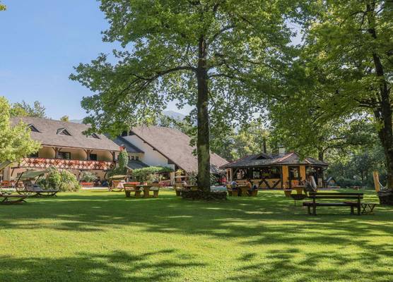 Pension & Glamping Pibernik 1