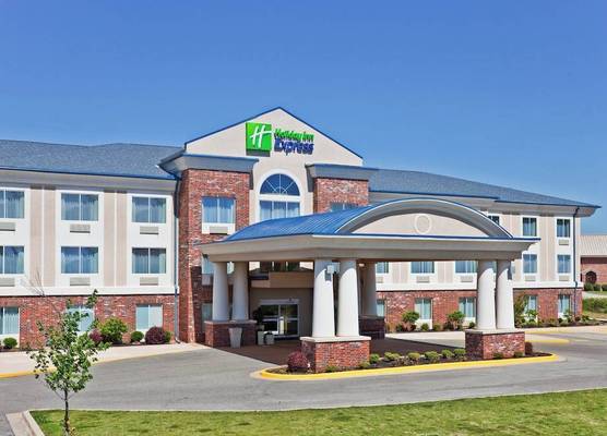 Holiday Inn Express & Suites PARAGOULD by IHG 1