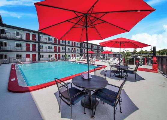 Seasons Florida Resort 1