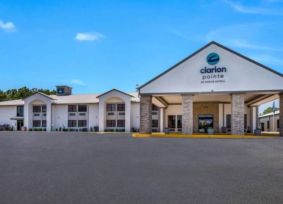 Clarion Pointe Marshall 1