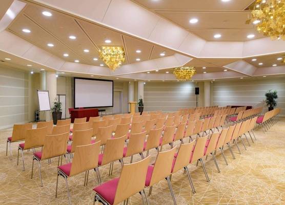 Movenpick Hotel Lausanne 1