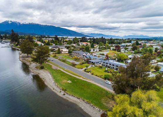 Lakeside Motel & Apartments 1