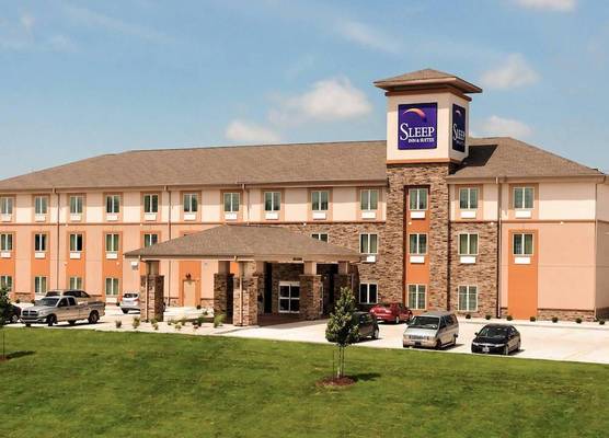 Sleep Inn & Suites Fort Scott 1