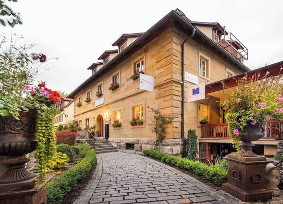 Villa Mittermeier, Hotellerie & Restaurant 1