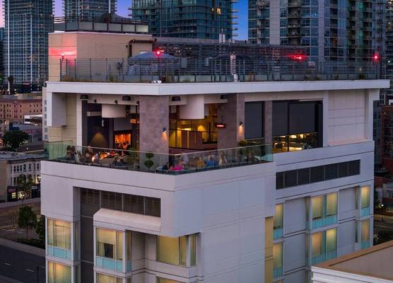 Courtyard by Marriott San Diego Gaslamp/Convention Center 1