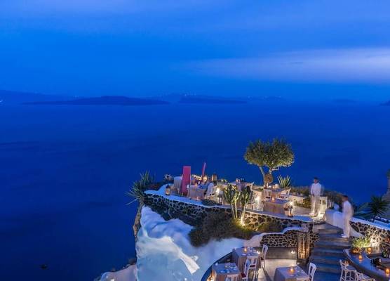 Andronis Luxury Suites 1