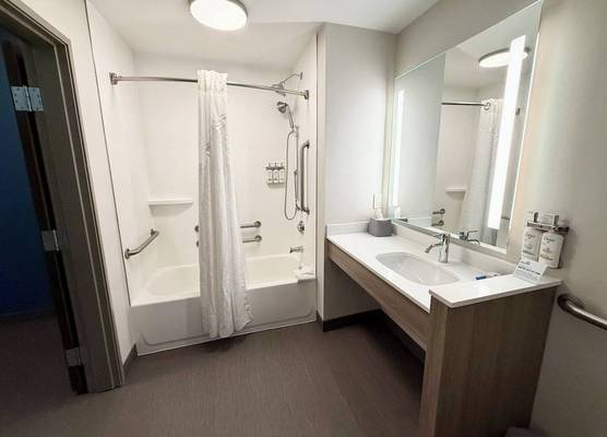 Holiday Inn Express & Suites SEQUIM by IHG 1