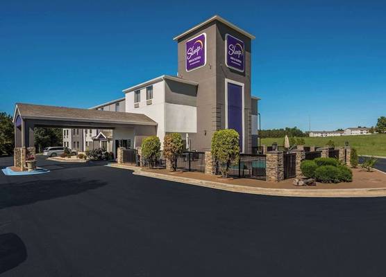 Sleep Inn & Suites Cullman I-65 exit 310 1