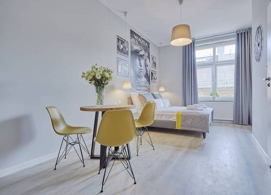 FLORIANSKA 32 by PI Apartments 1