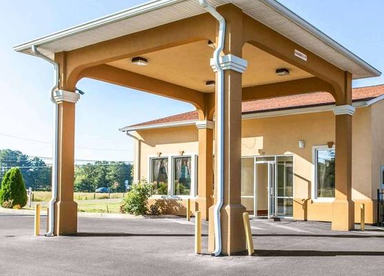 Quality Inn & Suites Cartersville North 1