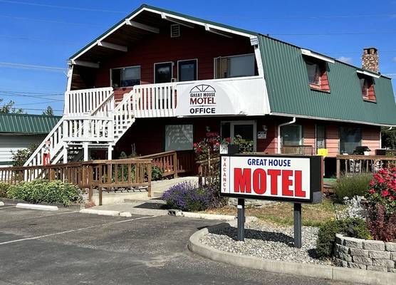 Great House Motel 1