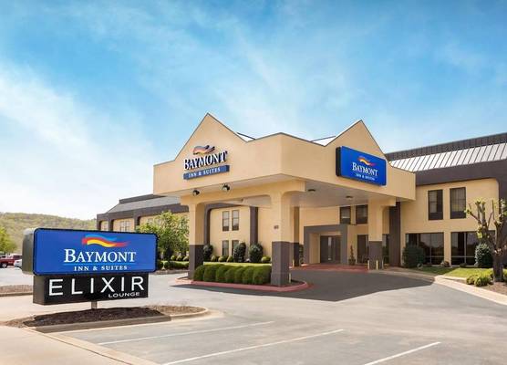 Baymont by Wyndham Fayetteville 1