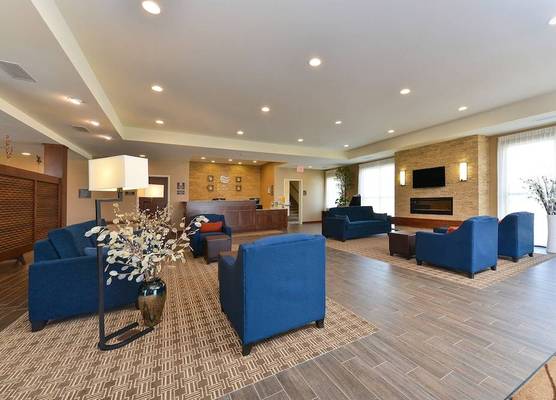 Comfort Inn & Suites Avera Southwest 1