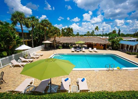 Naples Garden Inn 1