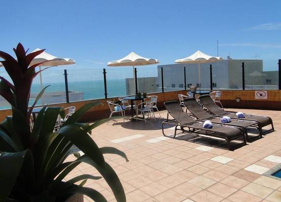 Plaza Praia Suítes 1