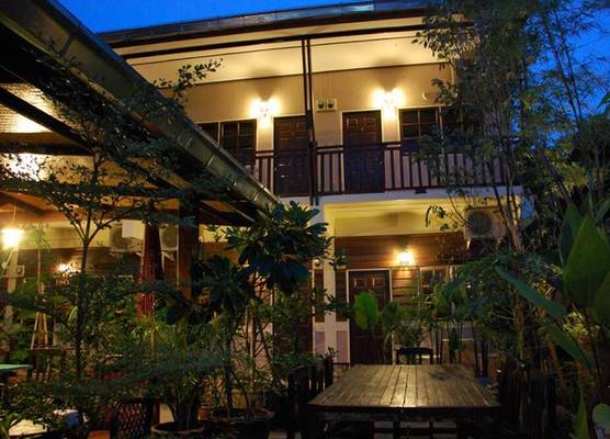 The Outside Inn 1