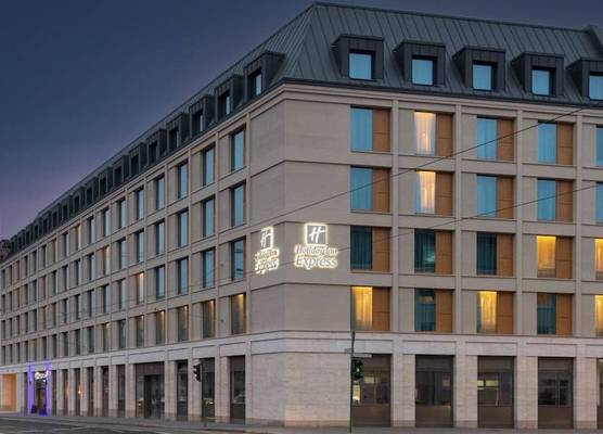 Holiday Inn Express & Suites POTSDAM by IHG 1