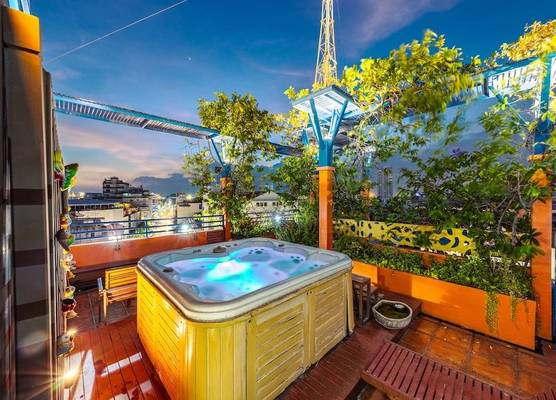 Diamond House Khaosan 1