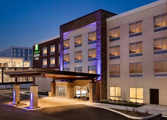 Holiday Inn Express & Suites CINCINNATI NE - REDBANK ROAD by IHG 1