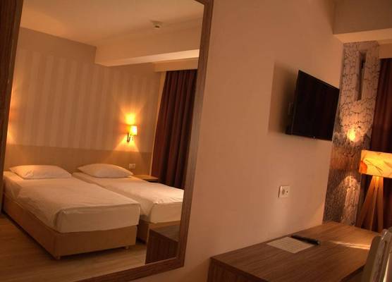 Wine Hotel Cesarica 1