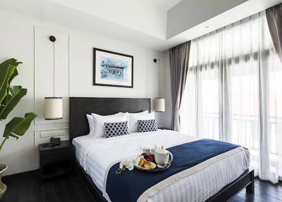 Cheeva Dee Hotel 1
