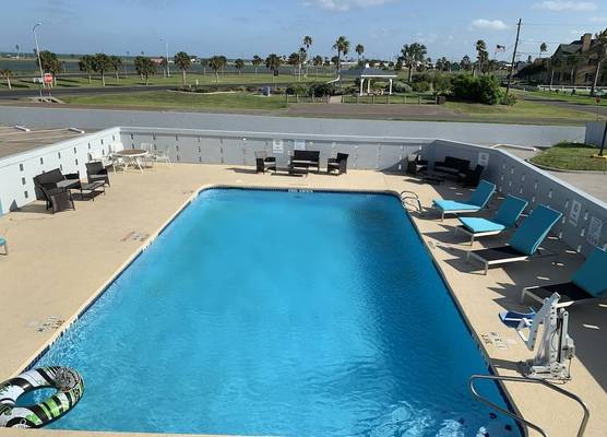 Days Inn by Wyndham Rockport Texas 1