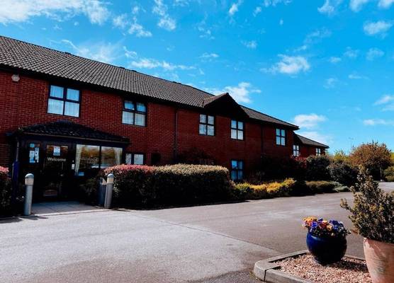 Redwings Lodge Sawtry Huntingdon 1