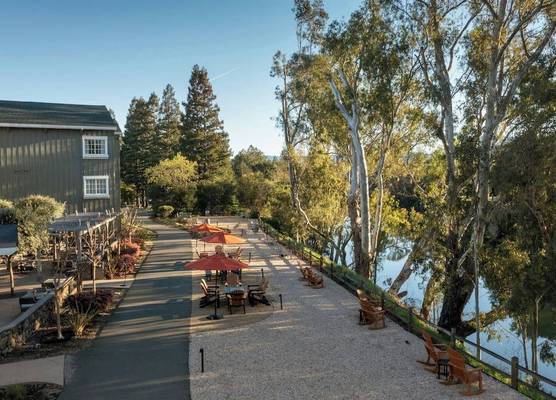 River Terrace Inn 1
