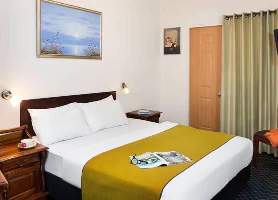 Sun City Hotel 1