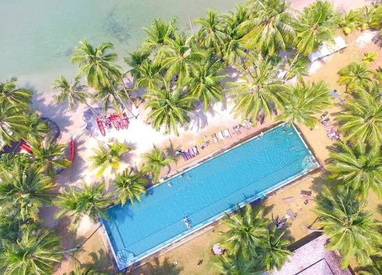 Peninsula Beach Resort 1
