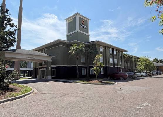 Comfort Inn & Suites Charleston Airport Convention Center 1