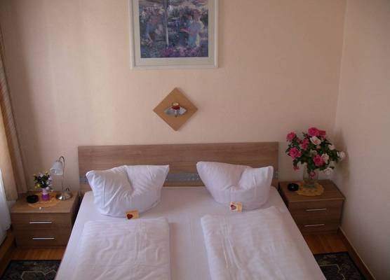 Hotel garni Djaran 1