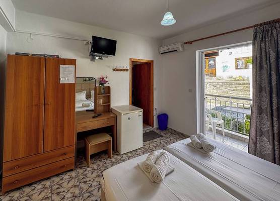Skiathos Platis House 1