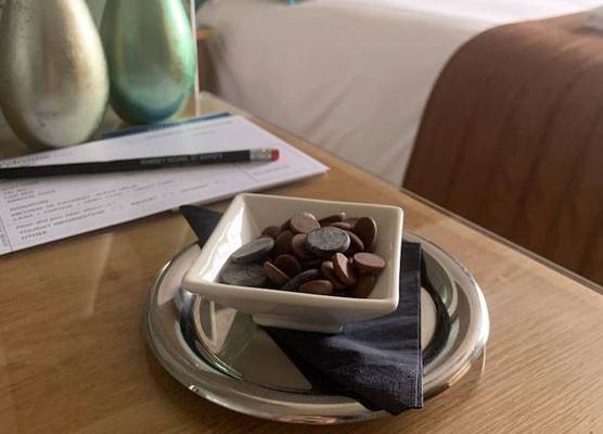 Ramsey House - Luxury Licensed B&B - Parking and Guest Lounge 1
