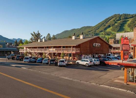 Antler Inn 1