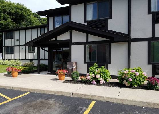 Auburn Inn 1