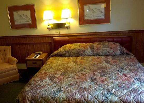 The Travelers Inn 1