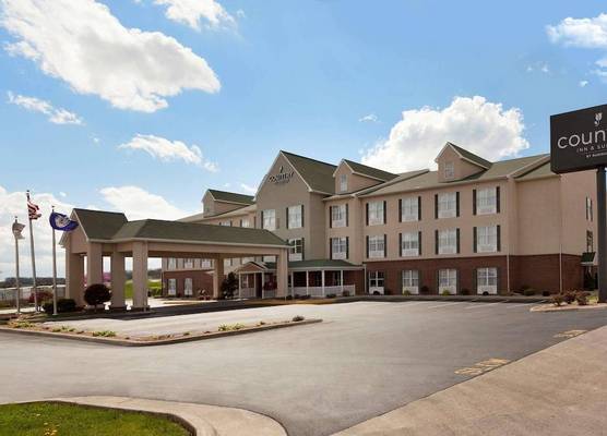 Country Inn & Suites by Radisson, Harrisonburg, VA 1