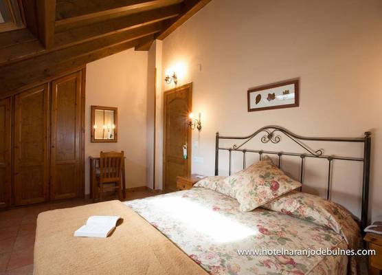 Hotel Naranjo De Bulnes 1
