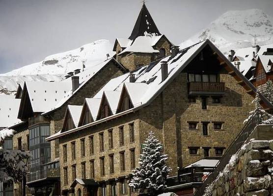SNÖ Villa de Sallent 3 1